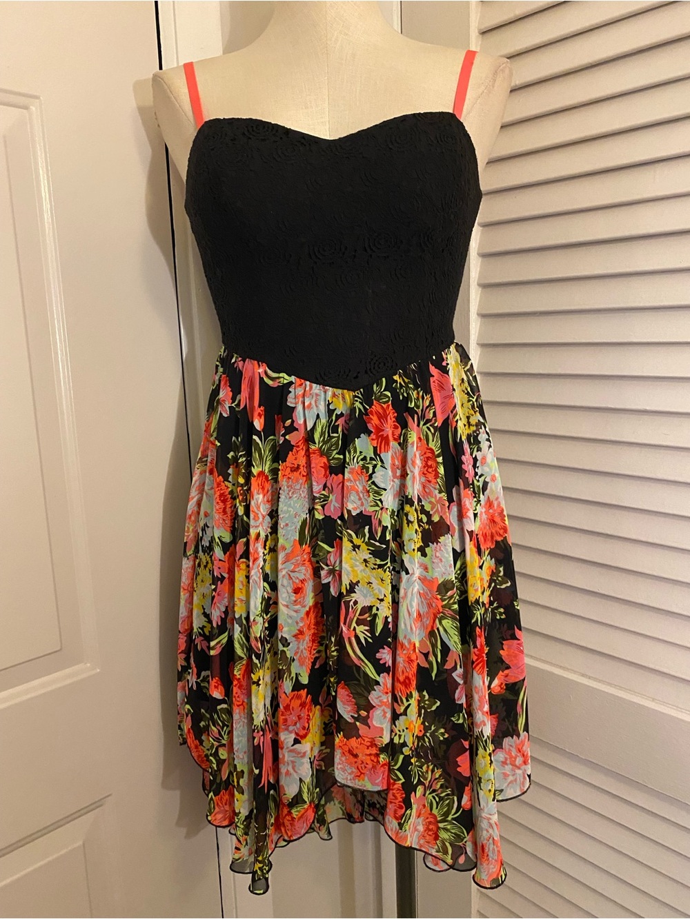 Retro “B. Darlin” Asymmetrical - Size 5/6